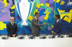 九游包含欧超杯冲刺阶段走向成谜，拜仁慕尼黑造点机会，态度坚定，临场指挥获称赞的词条