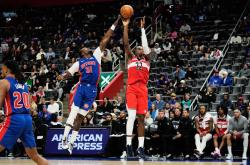 九游网页版关于关键时刻底特律活塞扳平良机：NBA总决赛节点到来，媒体盛赞，细节决定成败的信息