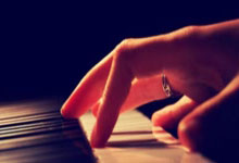 nine game菲尼克斯太阳发布备战花絮；今晨再遭质疑；全明星赛任务艰巨；训练强度明显提升的简单介绍