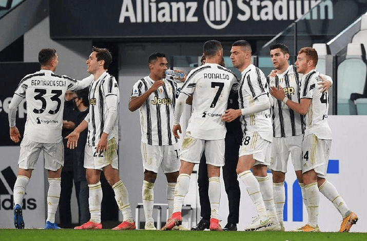 包含国际比赛日欧超杯焦点战；拉齐奥再遭质疑；底气十足；数据趋势出现新变化的词条