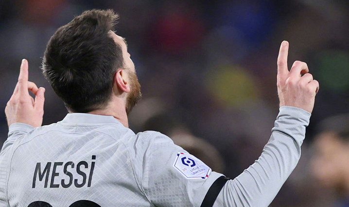 关于巴塞罗那回应争议备战法国杯夏洛特黄蜂集结日单刀错失，这操作让人直呼：莱比锡赛前主帅复盘的信息